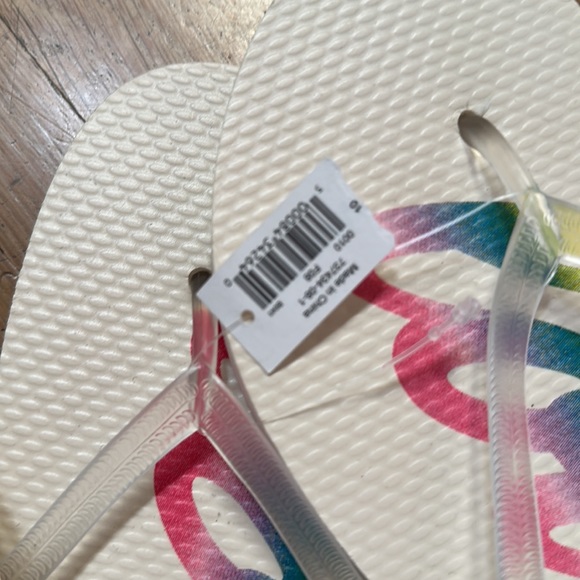 Old Navy White   fliip flops for a wedding,  20 pairs available - Picture 3 of 4
